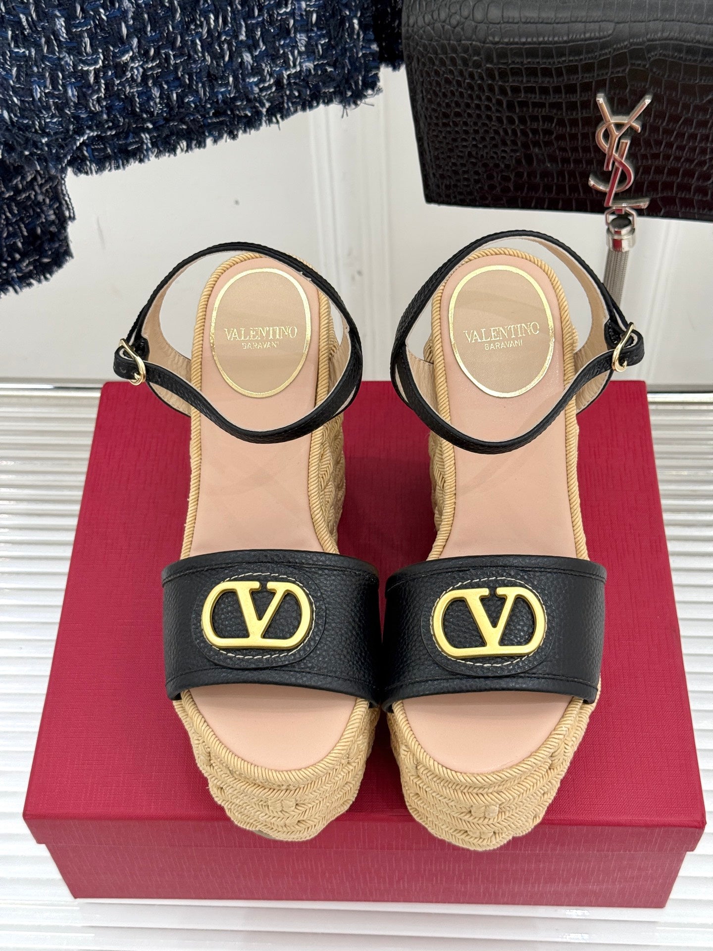 LuxluxHouse Best Quality Valentino Women Shoes