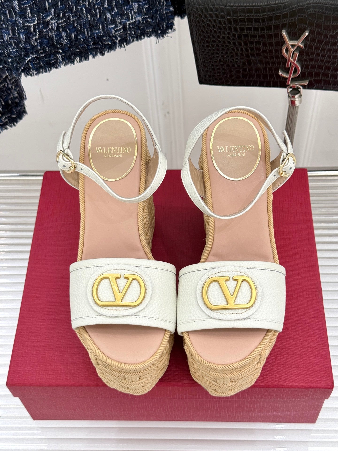 LuxluxHouse Best Quality Valentino Women Shoes