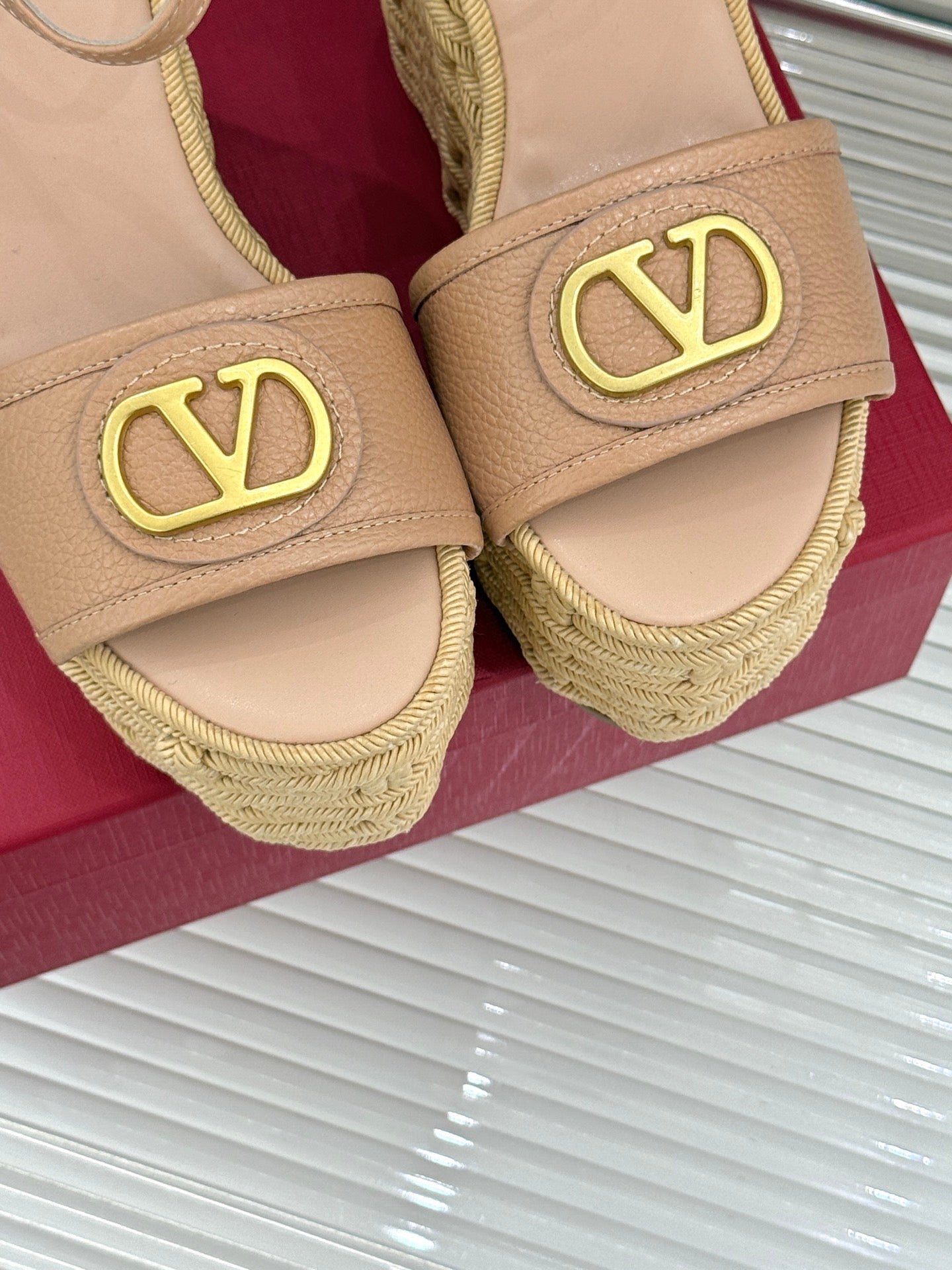LuxluxHouse Best Quality Valentino Women Shoes