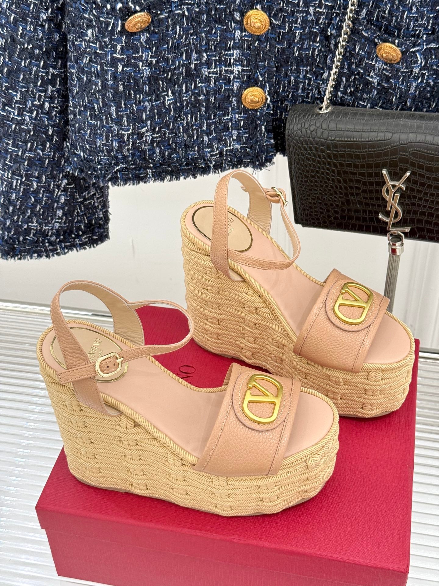 LuxluxHouse Best Quality Valentino Women Shoes
