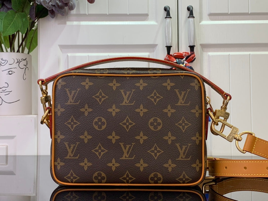 LuxluxHouse Best Quality Bags Louis Vuitton Men