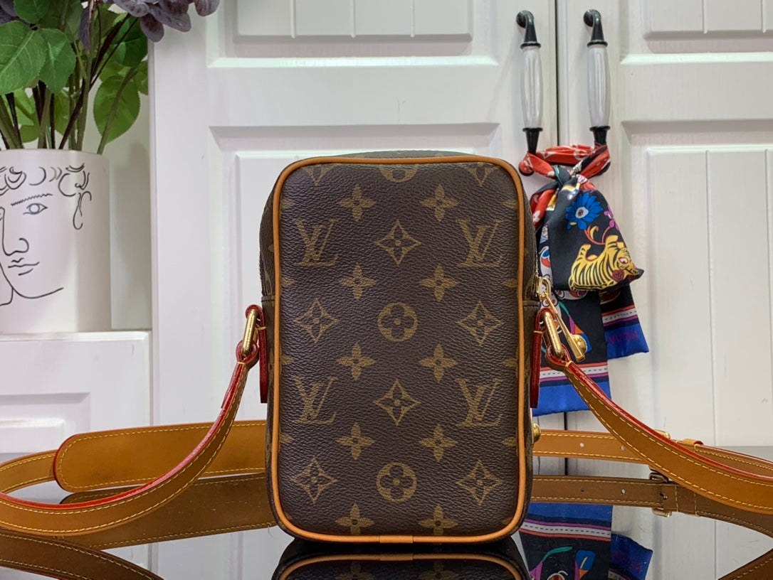 LuxluxHouse Best Quality Bags Louis Vuitton Men