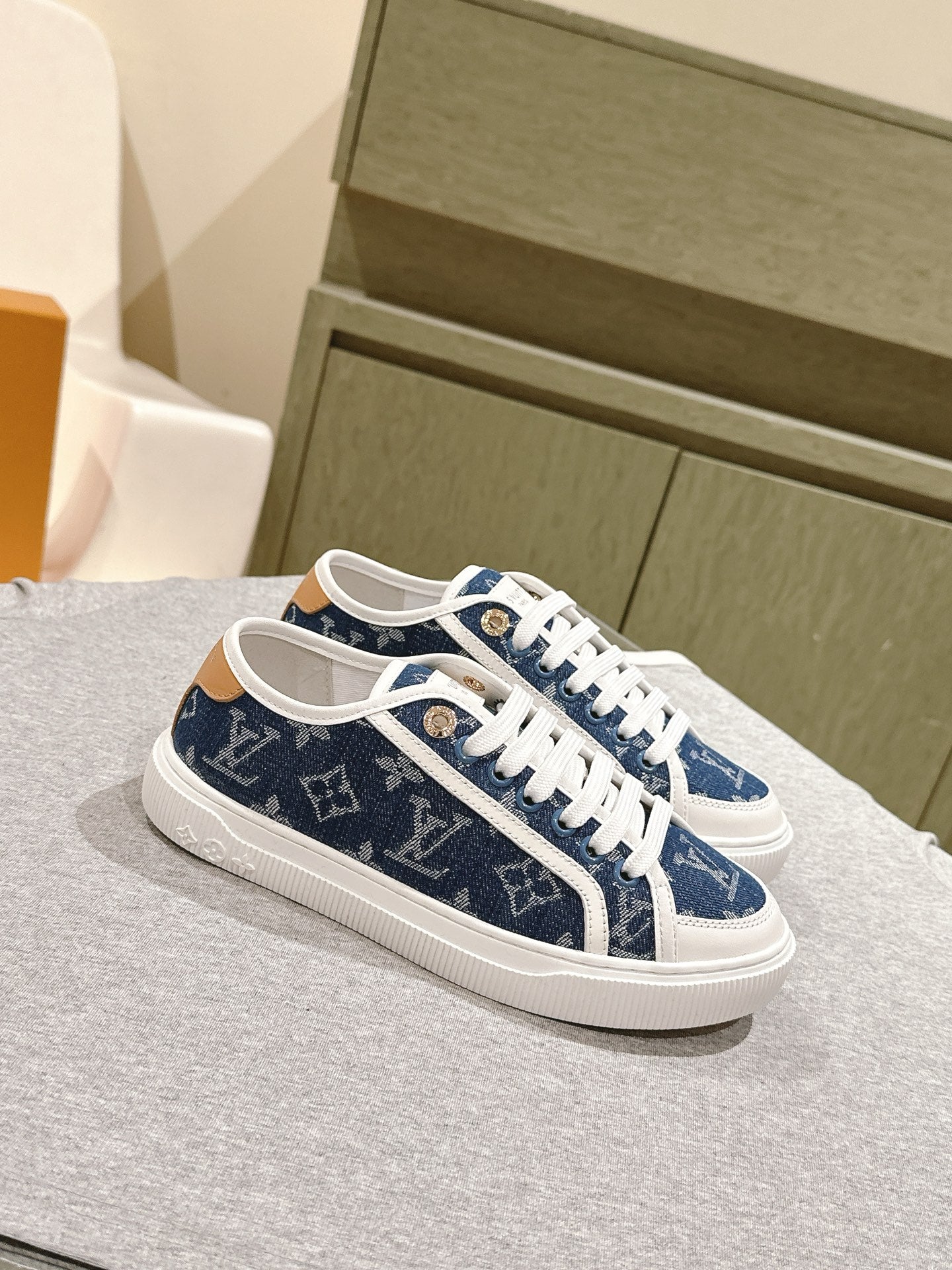 LuxluxHouse Best Quality Gucci Women Shoes