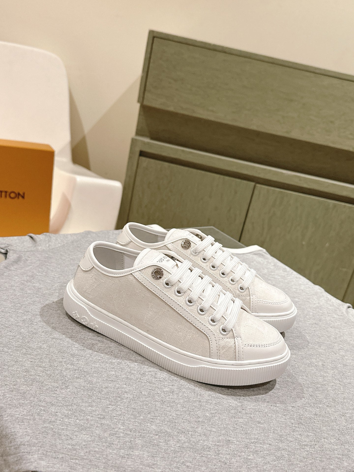 LuxluxHouse Best Quality Gucci Women Shoes
