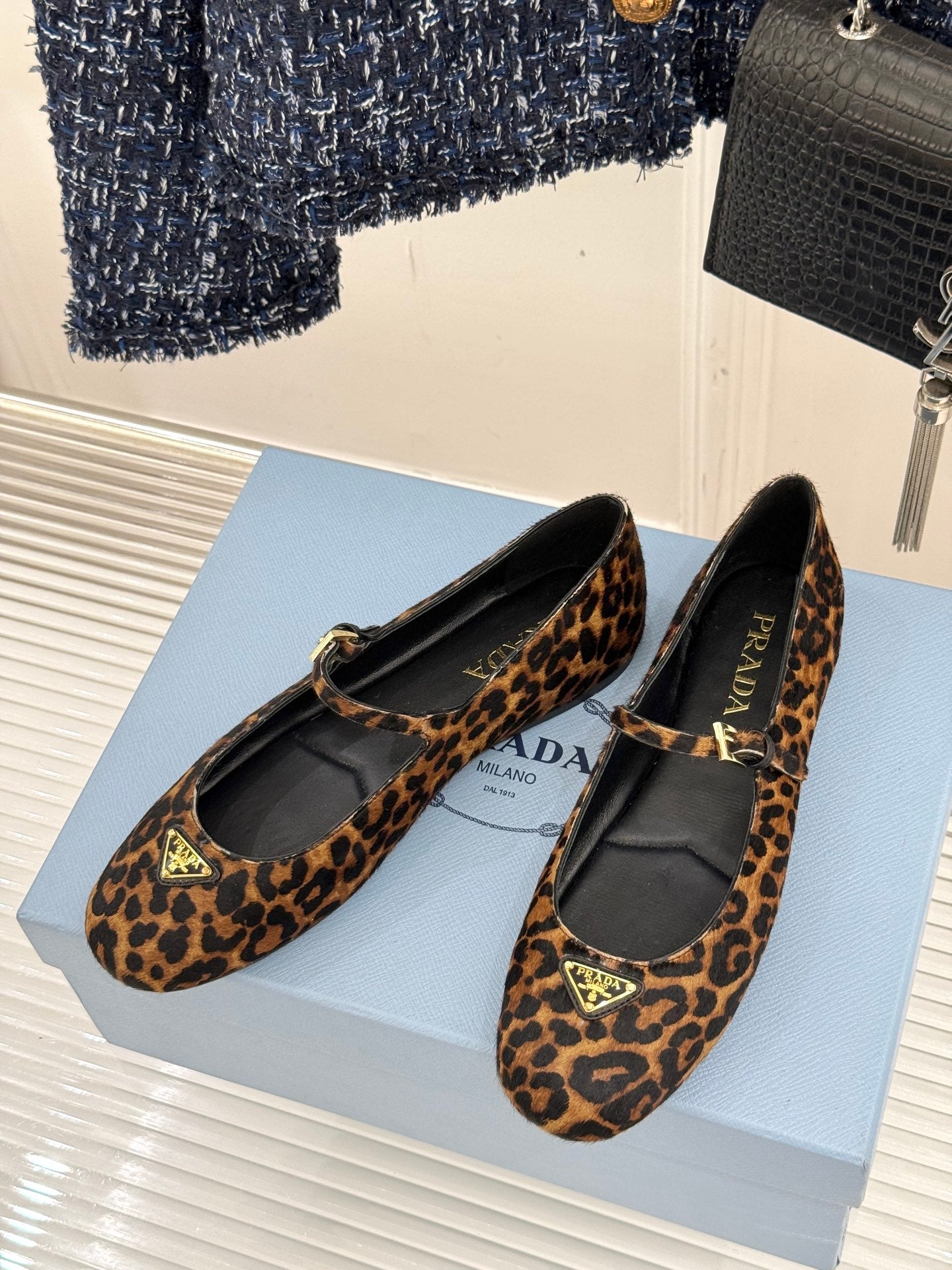 LuxluxHouse Best Quality Women Shoes Prada