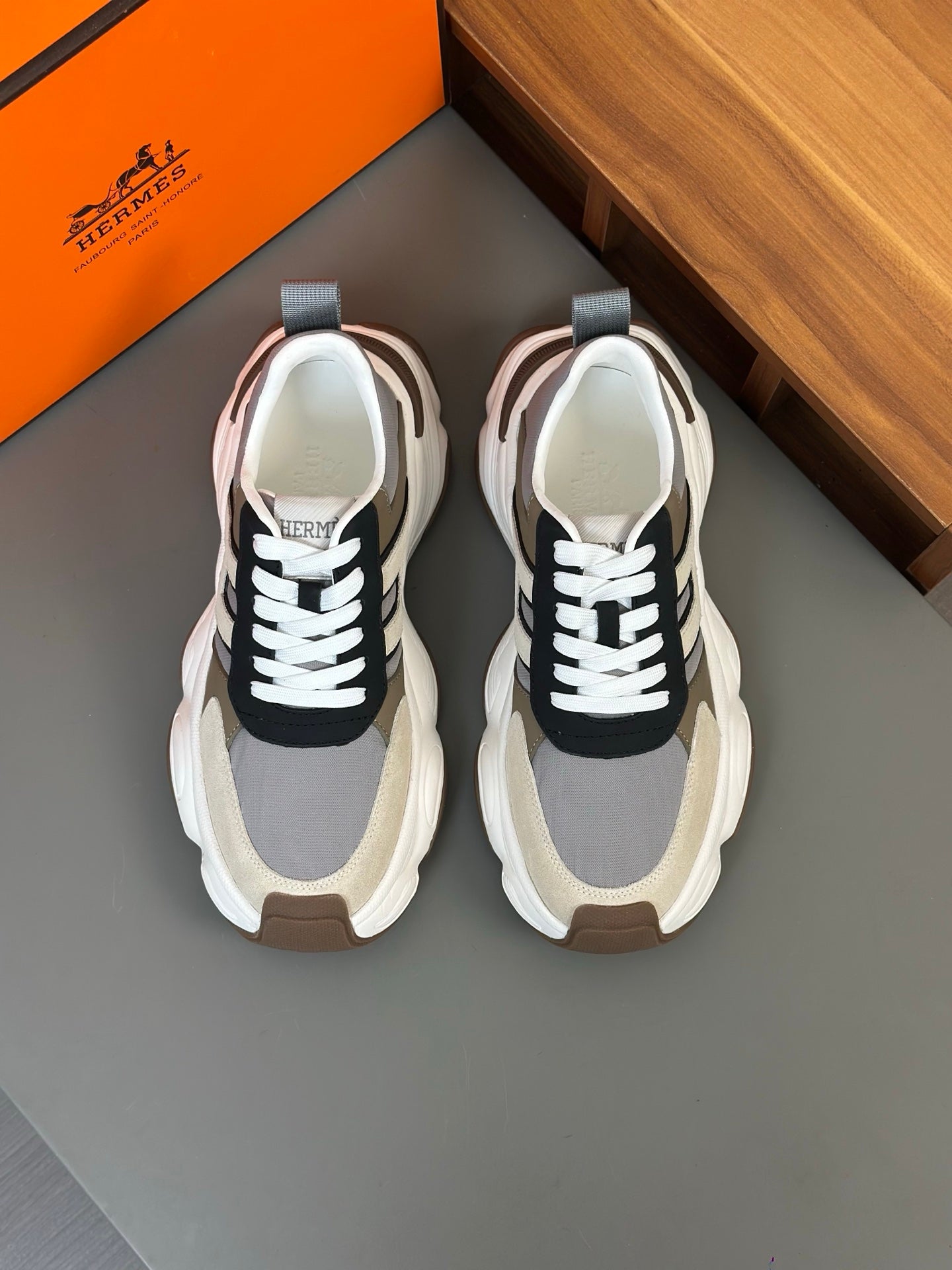 LuxluxHouse Best Quality Shoes Hermes