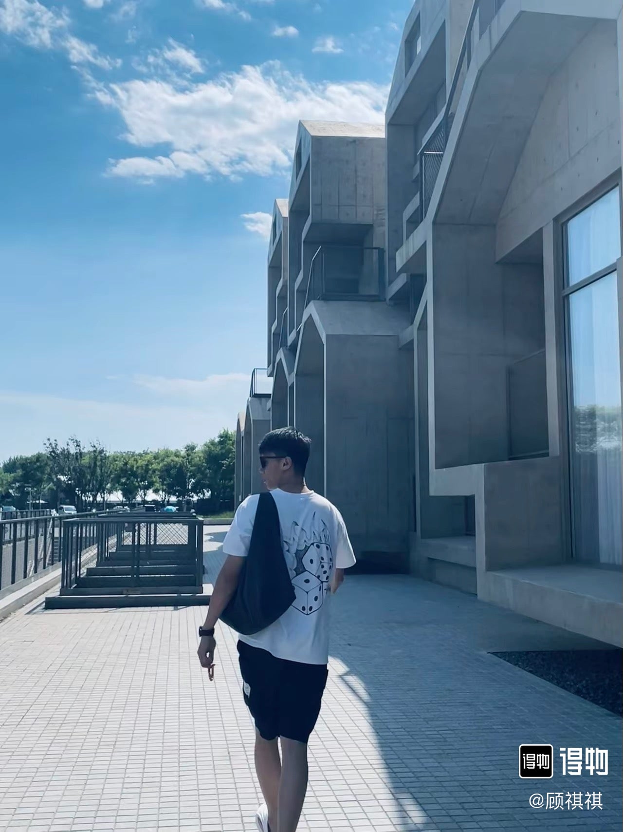 LuxluxHouse Best Quality Clothes T-shirt Supreme