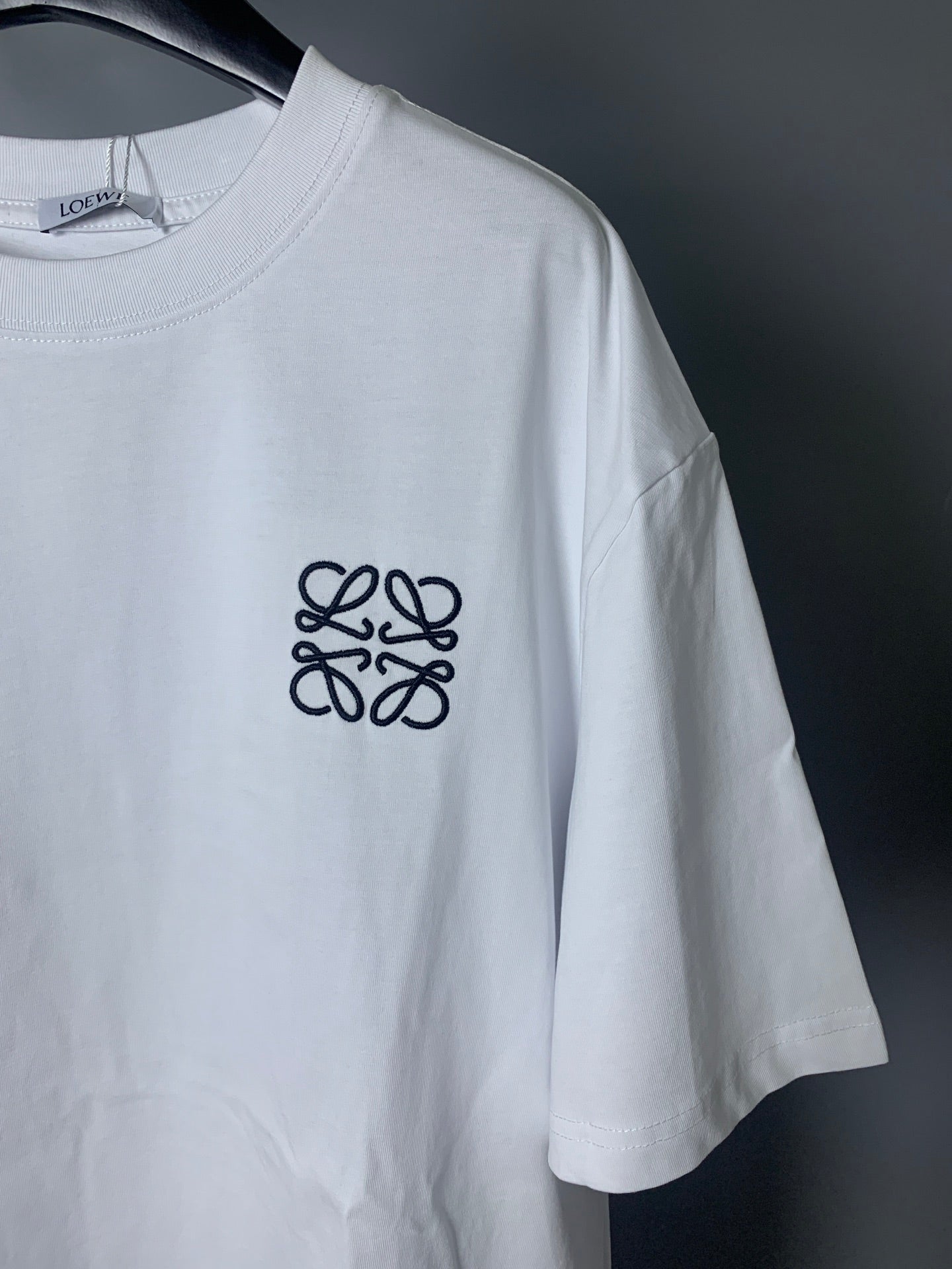 LuxluxHouse Best Quality Clothes T-shirt Loewe