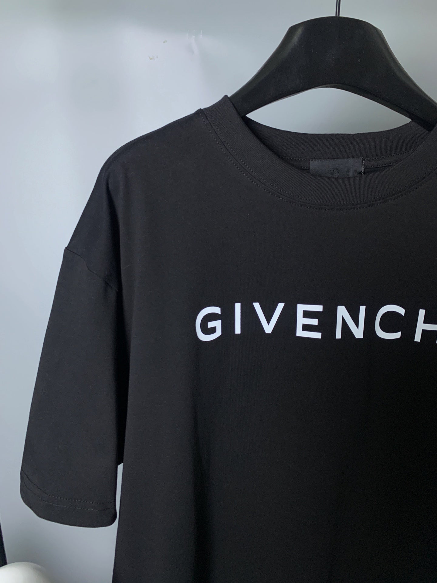 LuxluxHouse Best Quality Clothes Givenchy T-shirt