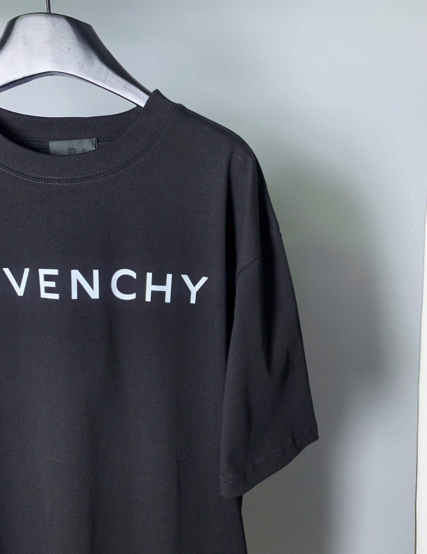 LuxluxHouse Best Quality Clothes Givenchy T-shirt