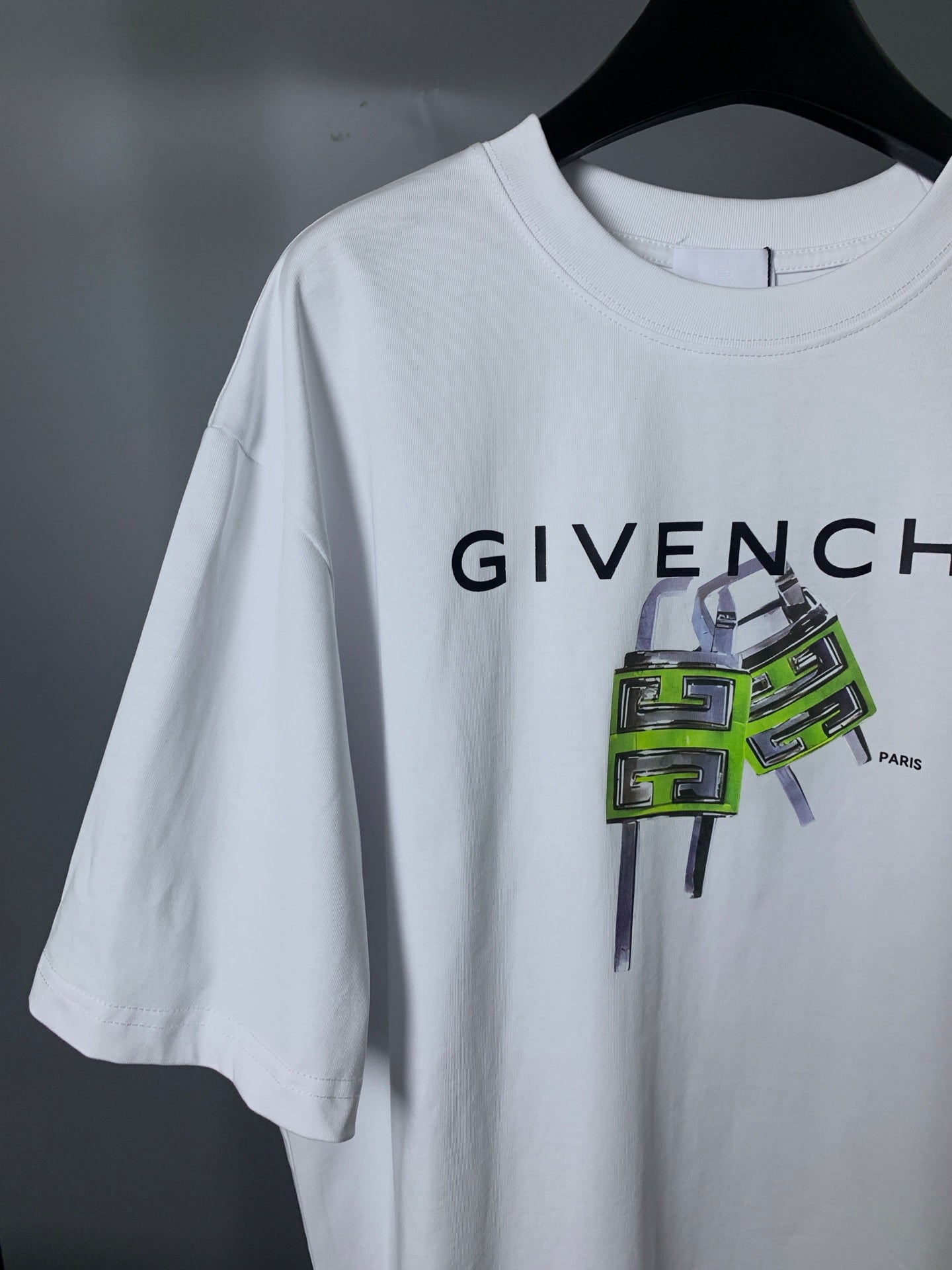 LuxluxHouse Best Quality Clothes Givenchy T-shirt