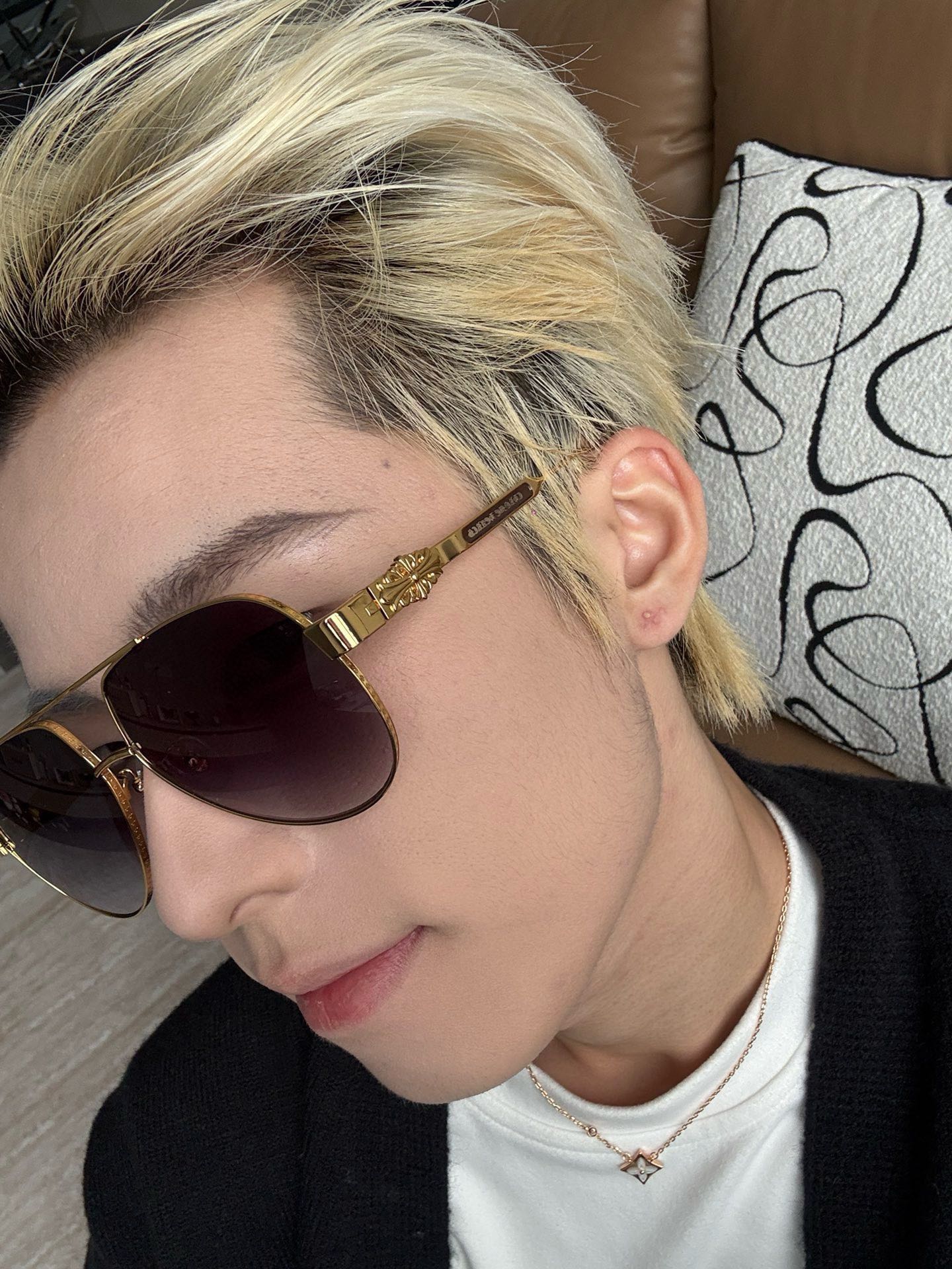 LuxluxHouse Best Quality Glasses Chrome Hearts