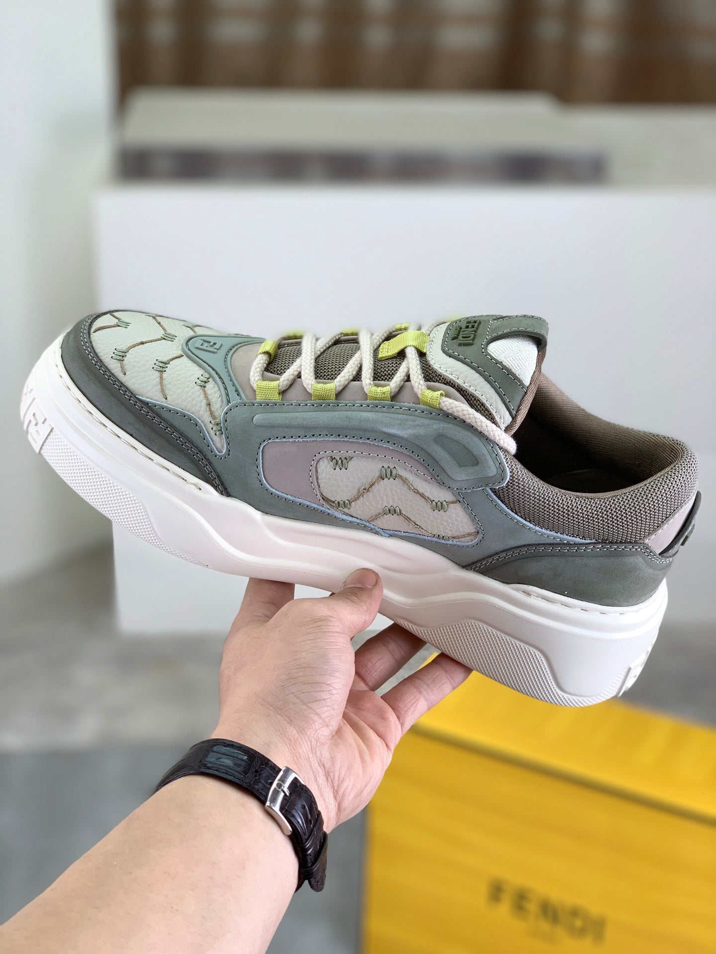 LuxluxHouse Best Quality Shoes Fendi