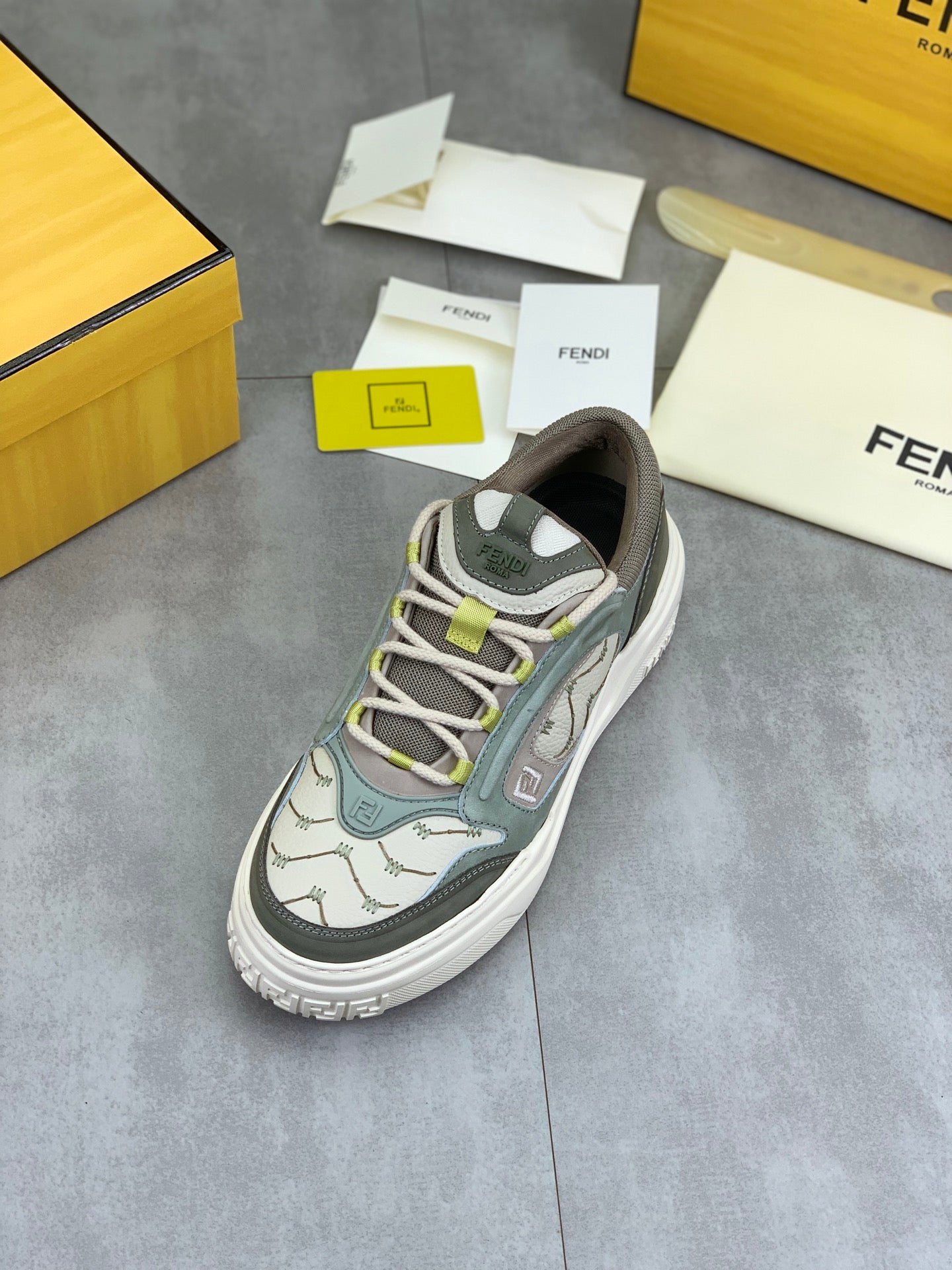 LuxluxHouse Best Quality Shoes Fendi