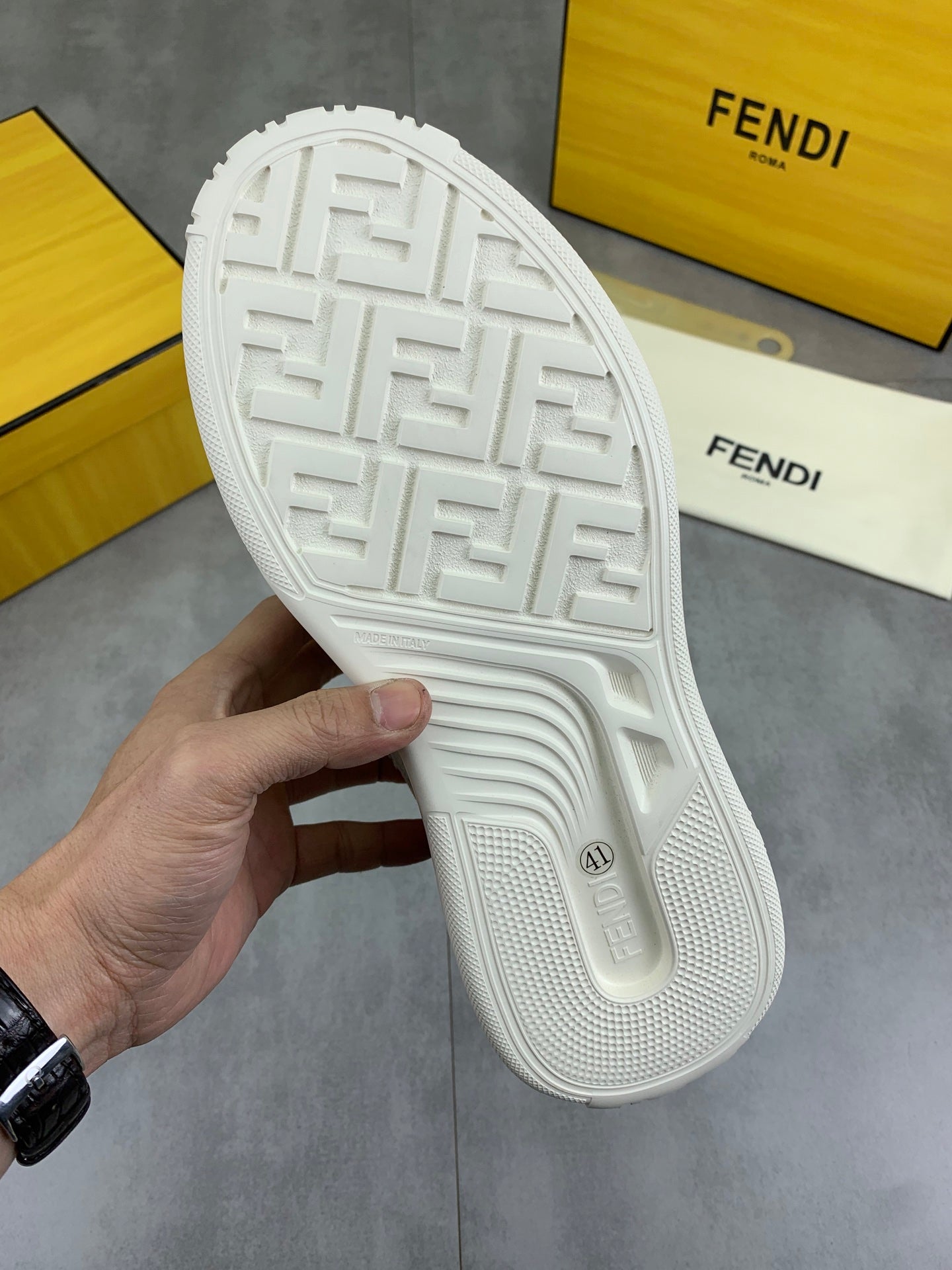 LuxluxHouse Best Quality Shoes Fendi