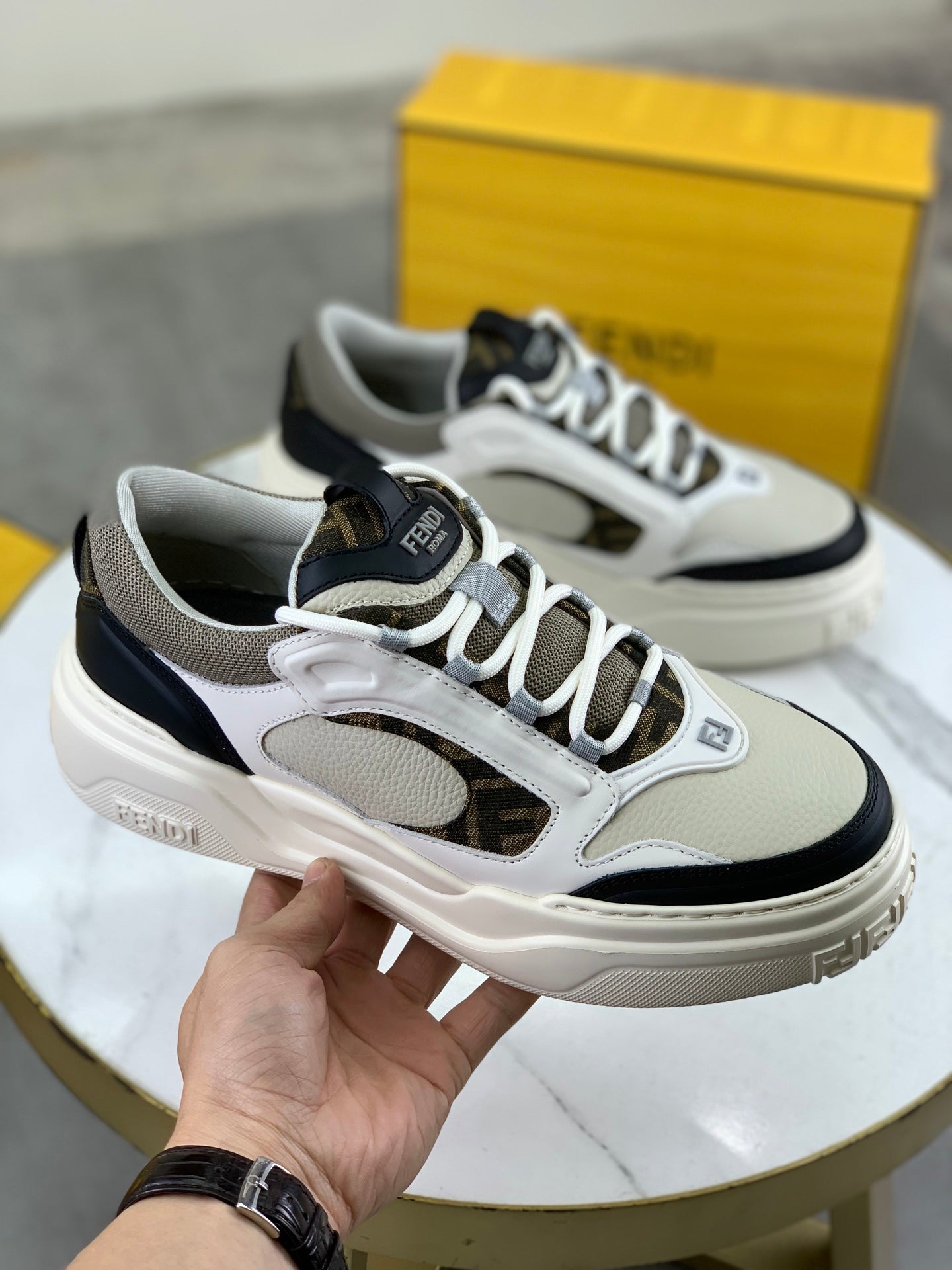 LuxluxHouse Best Quality Shoes Fendi