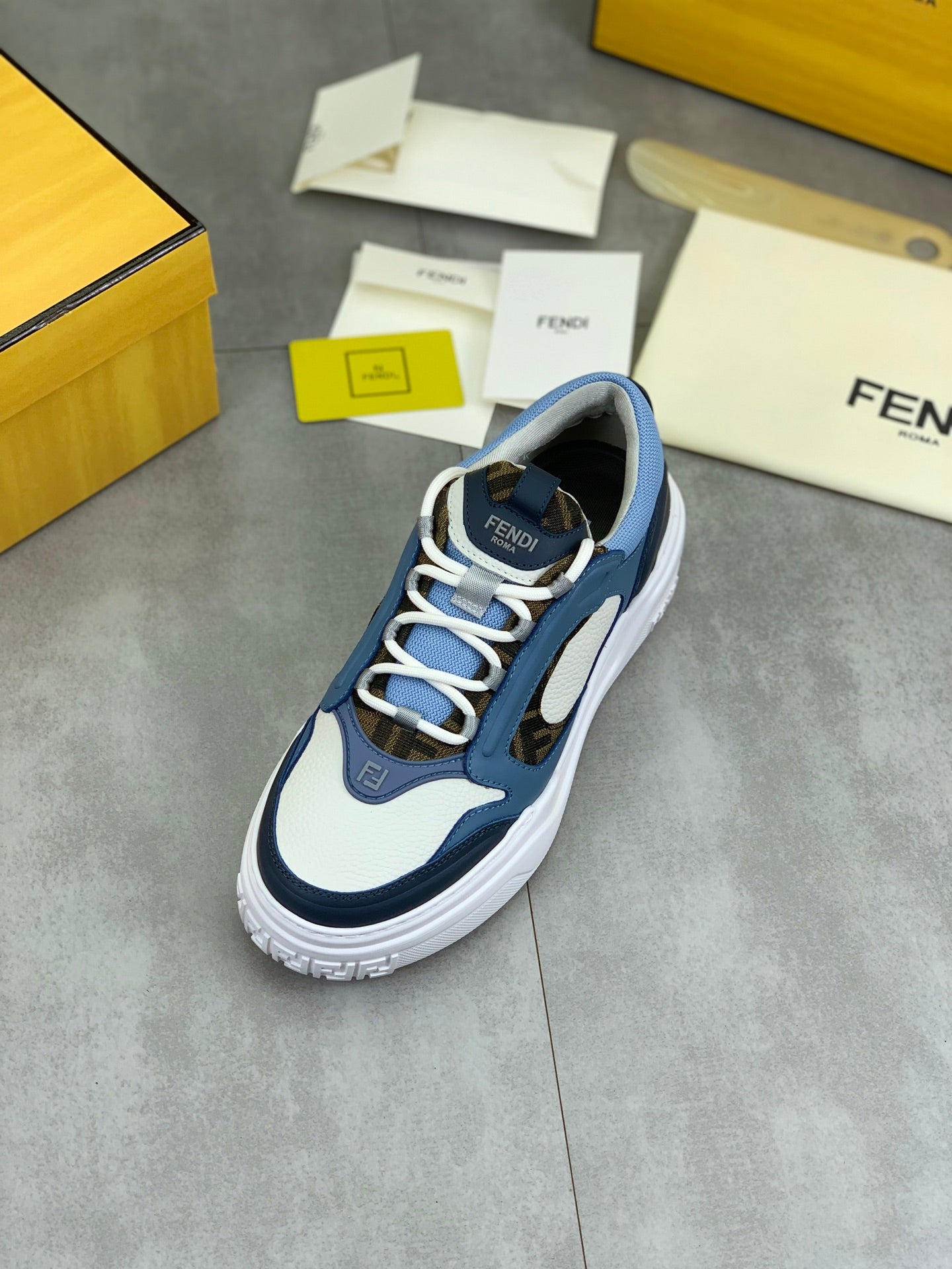LuxluxHouse Best Quality Shoes Fendi