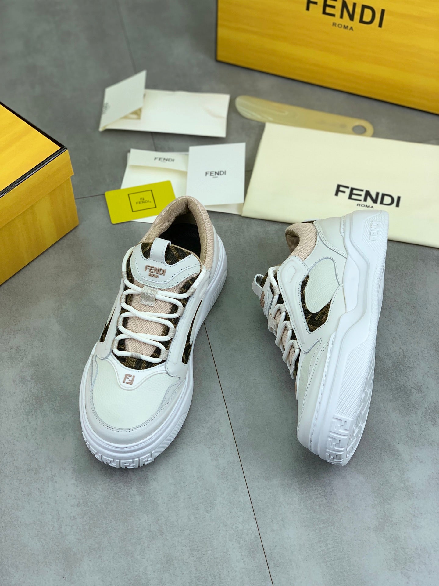 LuxluxHouse Best Quality Shoes Fendi