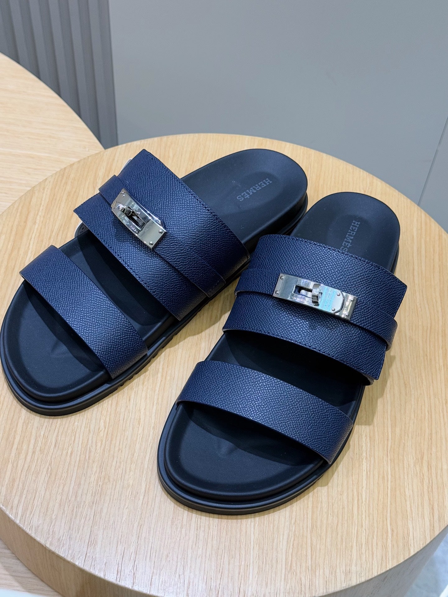 LuxluxHouse Best Quality Sandals Hermes