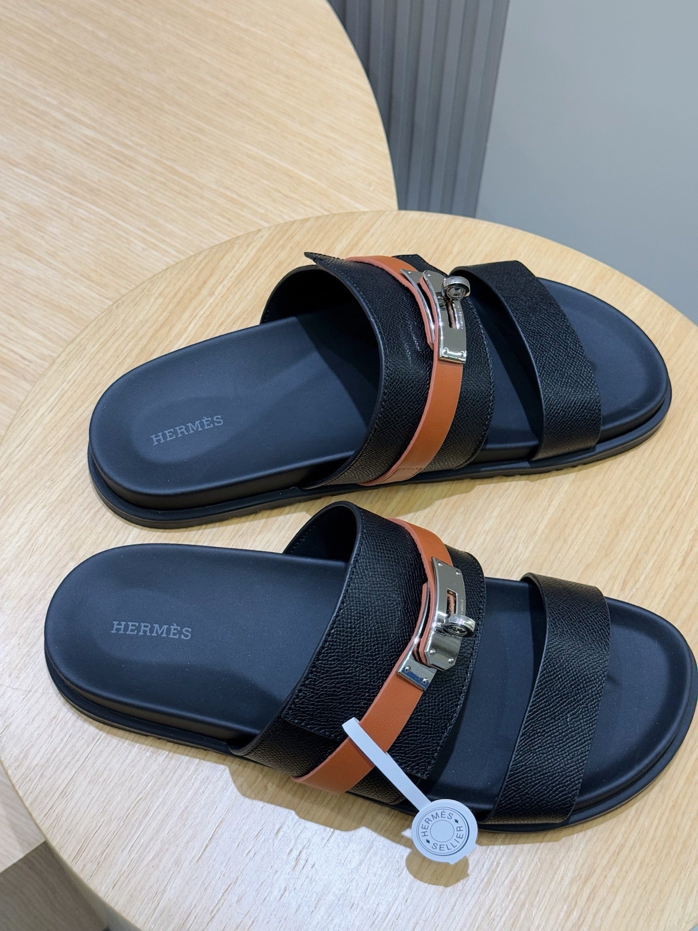 LuxluxHouse Best Quality Sandals Hermes