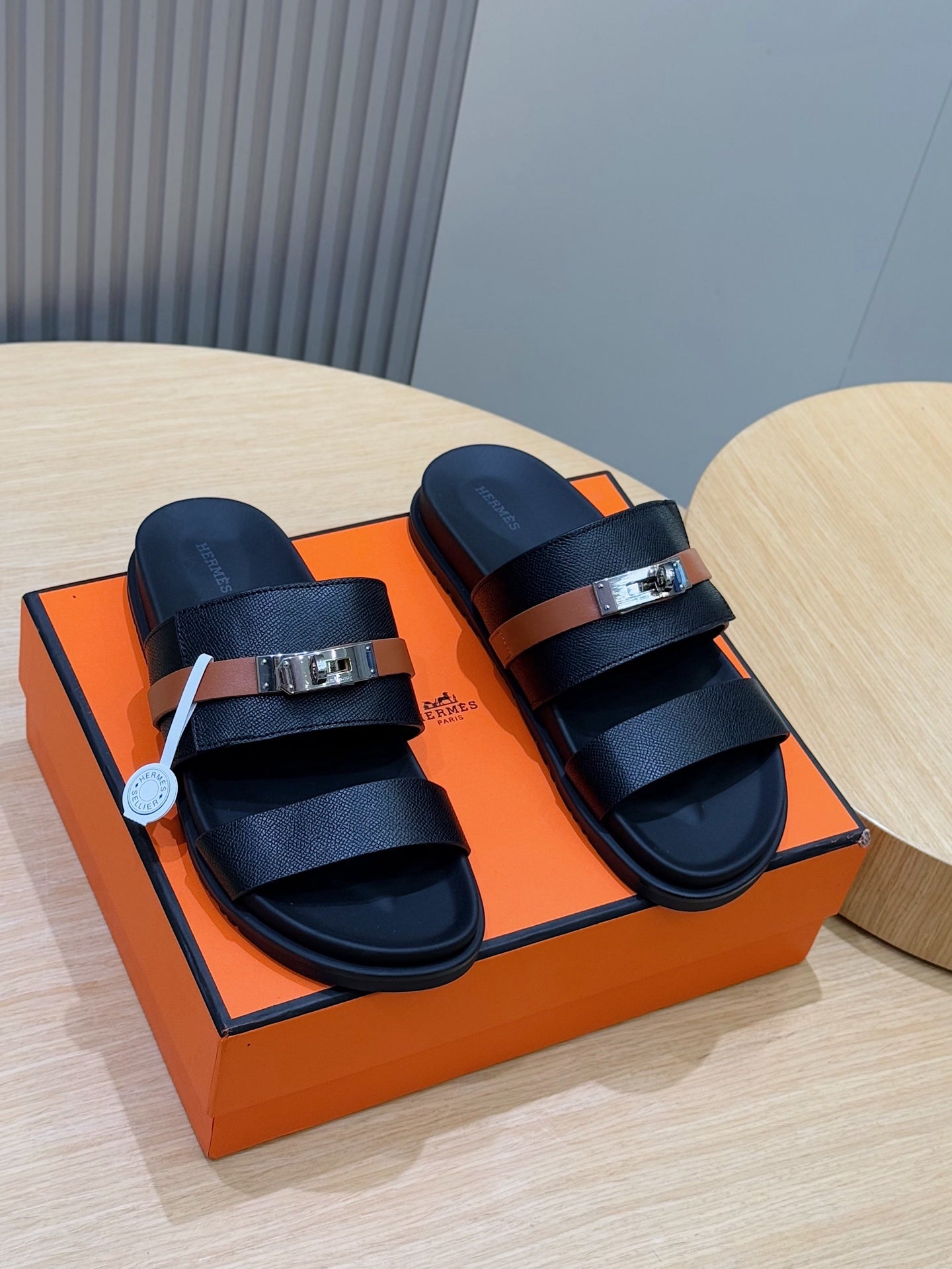 LuxluxHouse Best Quality Sandals Hermes