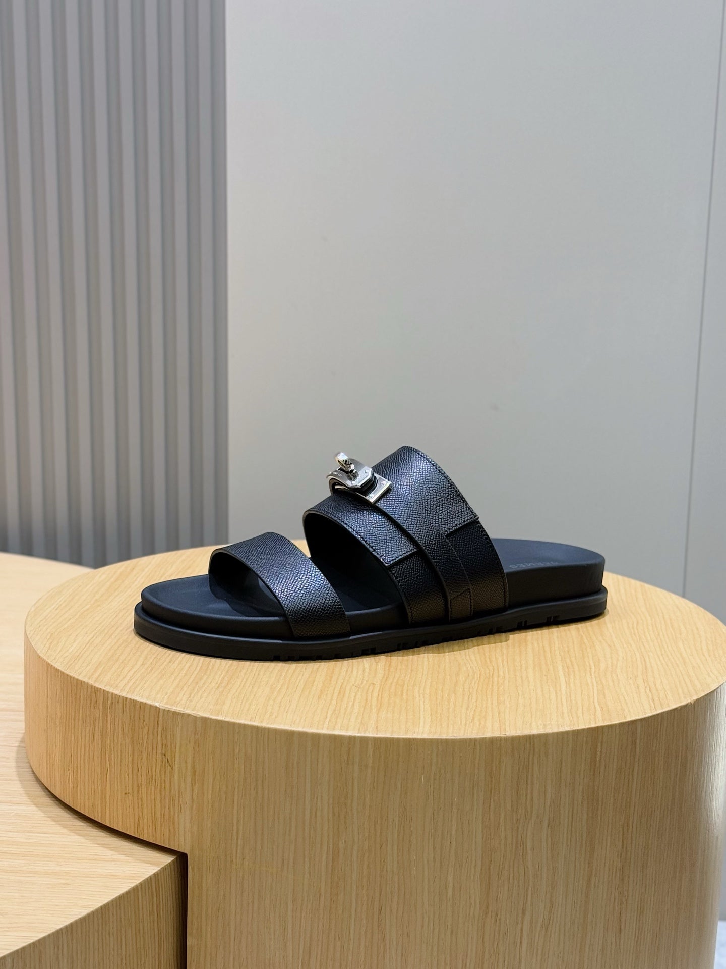 LuxluxHouse Best Quality Sandals Hermes