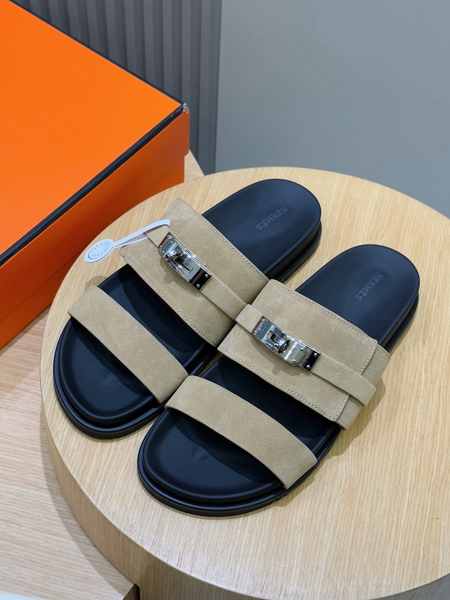 LuxluxHouse Best Quality Sandals Hermes