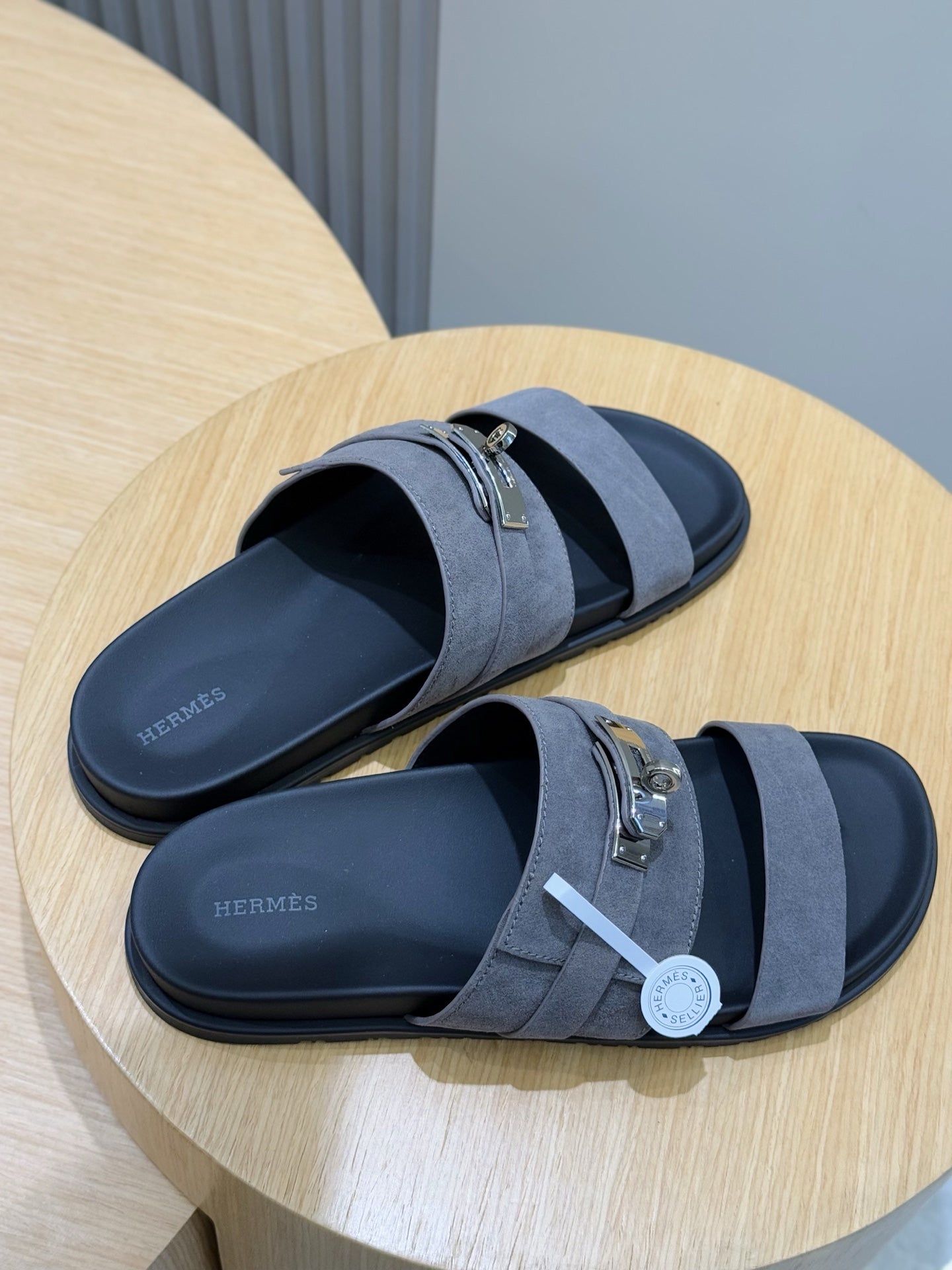 LuxluxHouse Best Quality Sandals Hermes