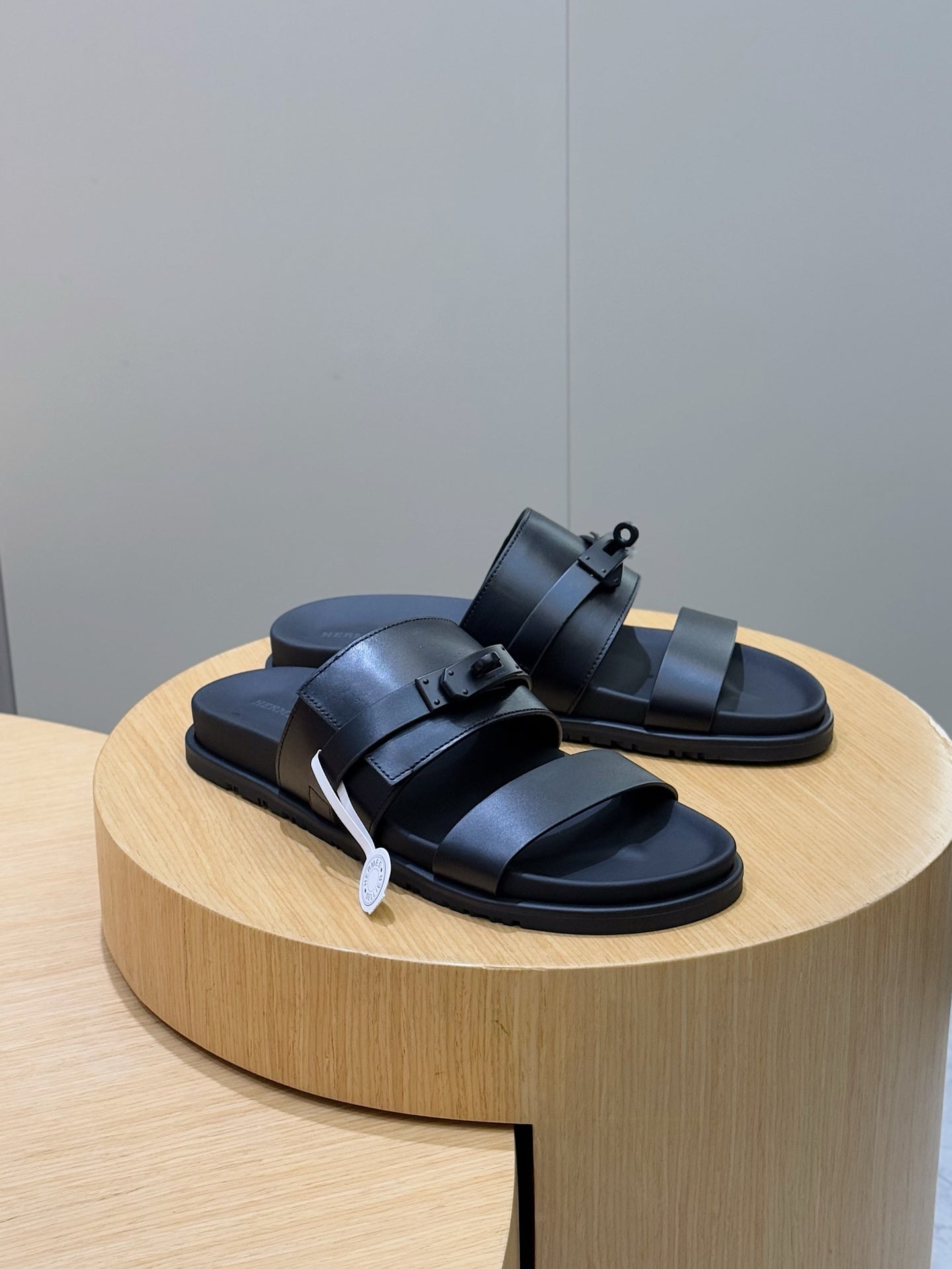 LuxluxHouse Best Quality Sandals Hermes