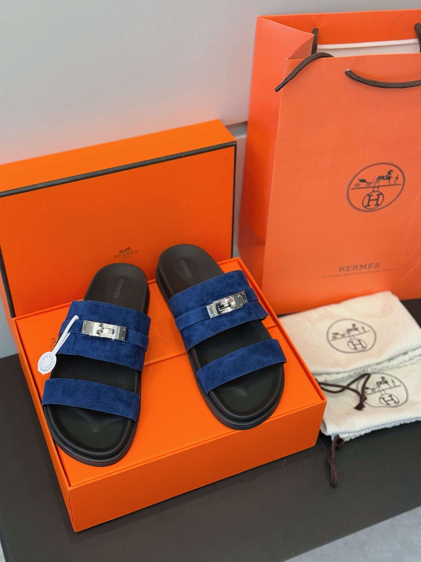 LuxluxHouse Best Quality Sandals Hermes
