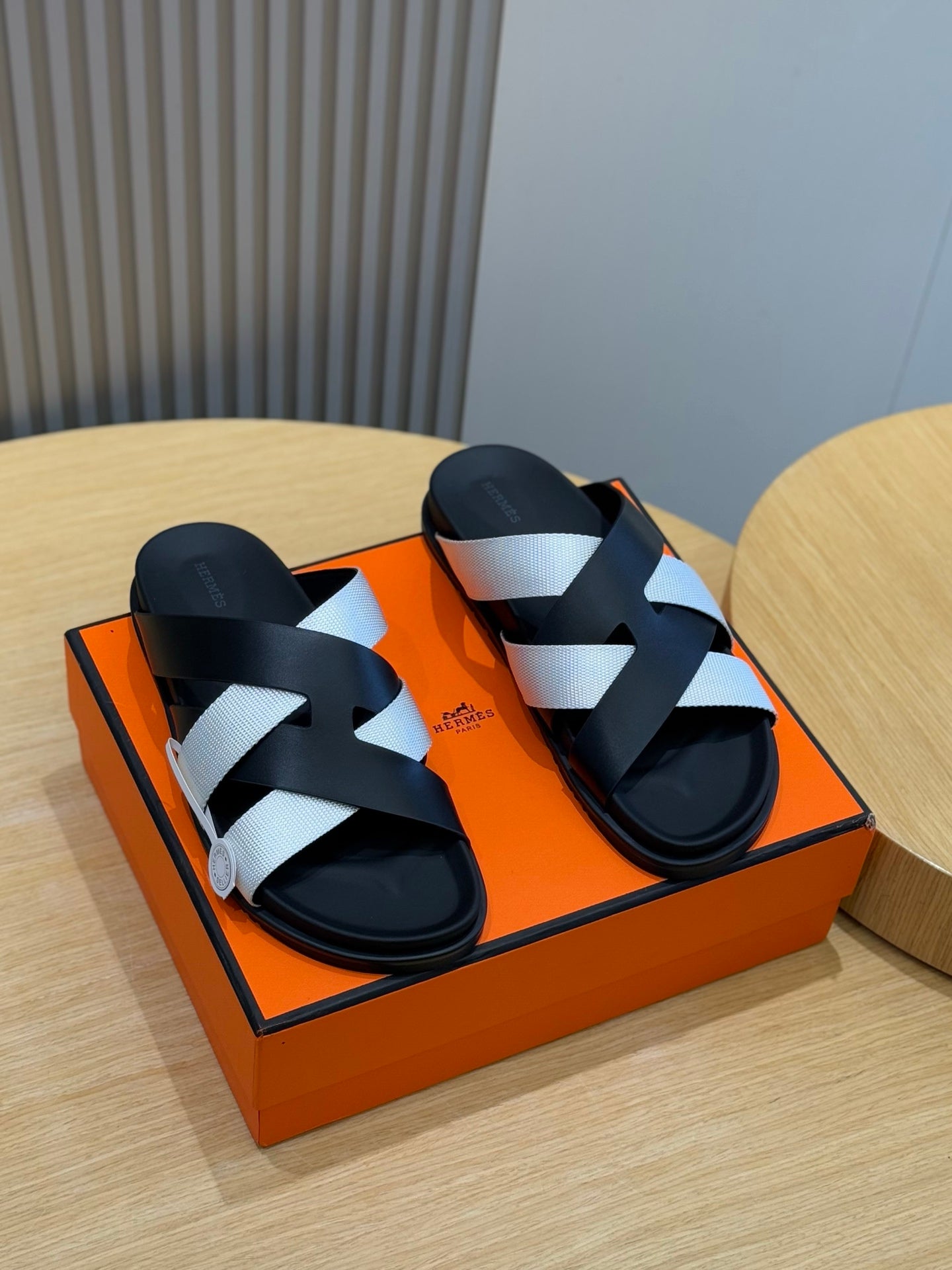 LuxluxHouse Best Quality Sandals Hermes