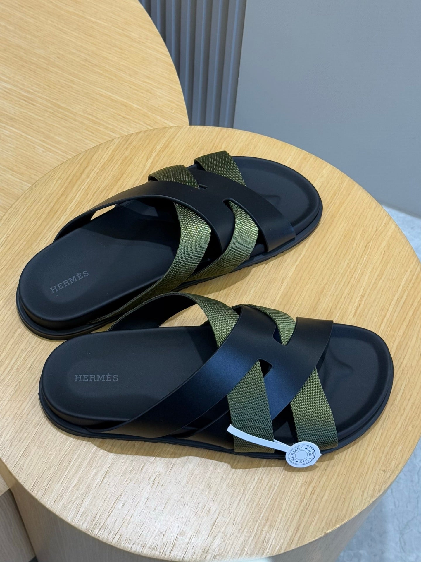 LuxluxHouse Best Quality Sandals Hermes