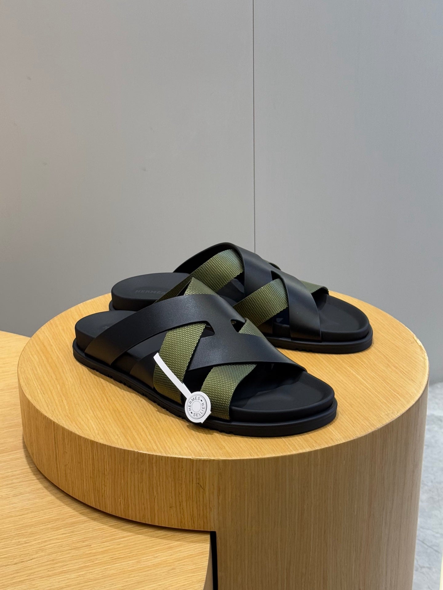 LuxluxHouse Best Quality Sandals Hermes