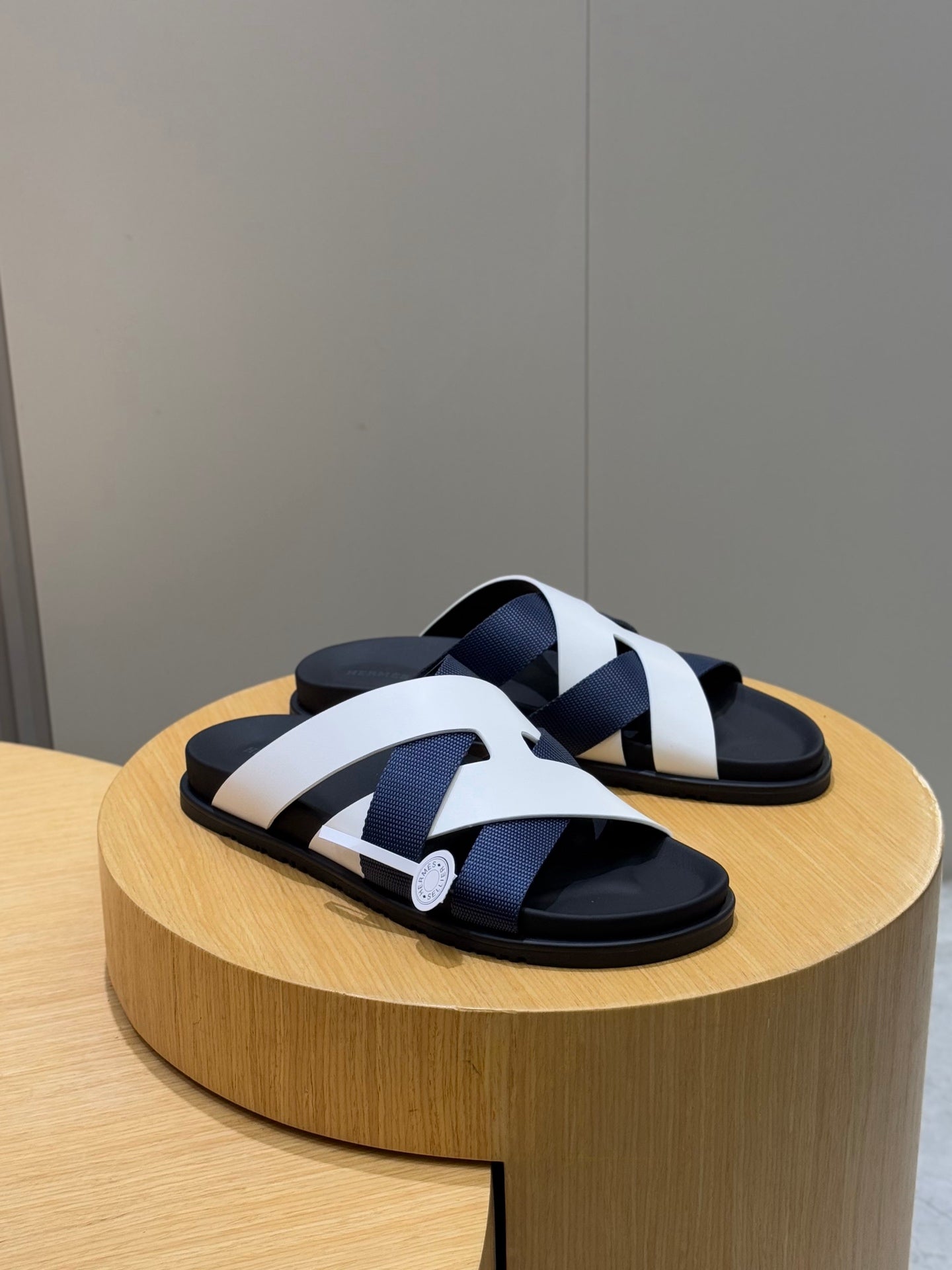 LuxluxHouse Best Quality Sandals Hermes