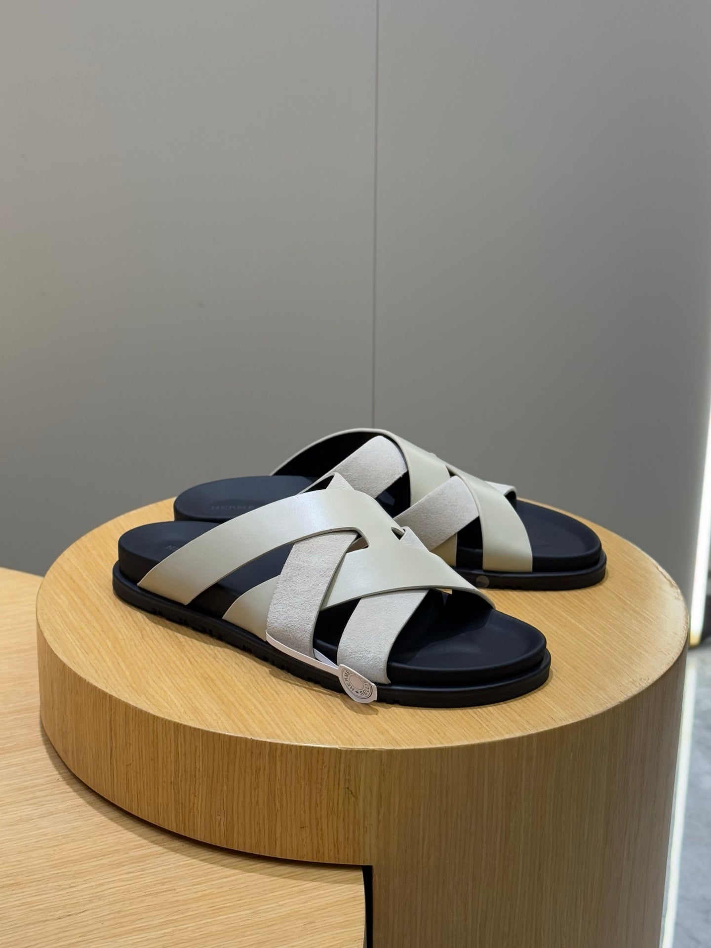 LuxluxHouse Best Quality Sandals Hermes