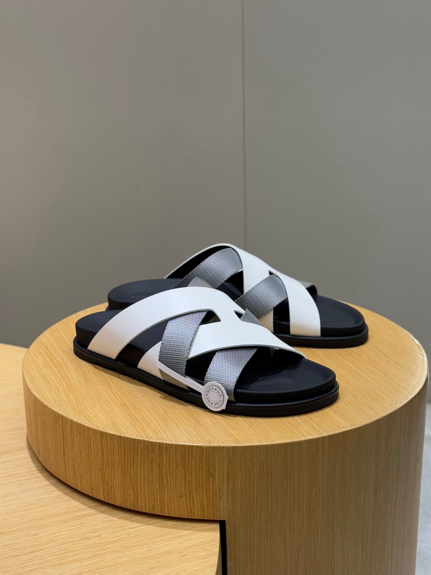 LuxluxHouse Best Quality Sandals Hermes