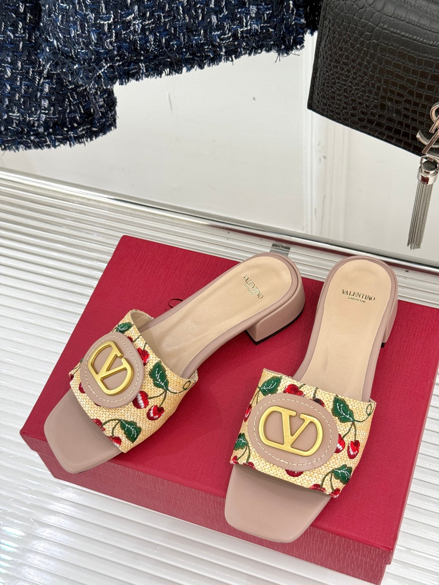 LuxluxHouse Best Quality Valentino Women Shoes