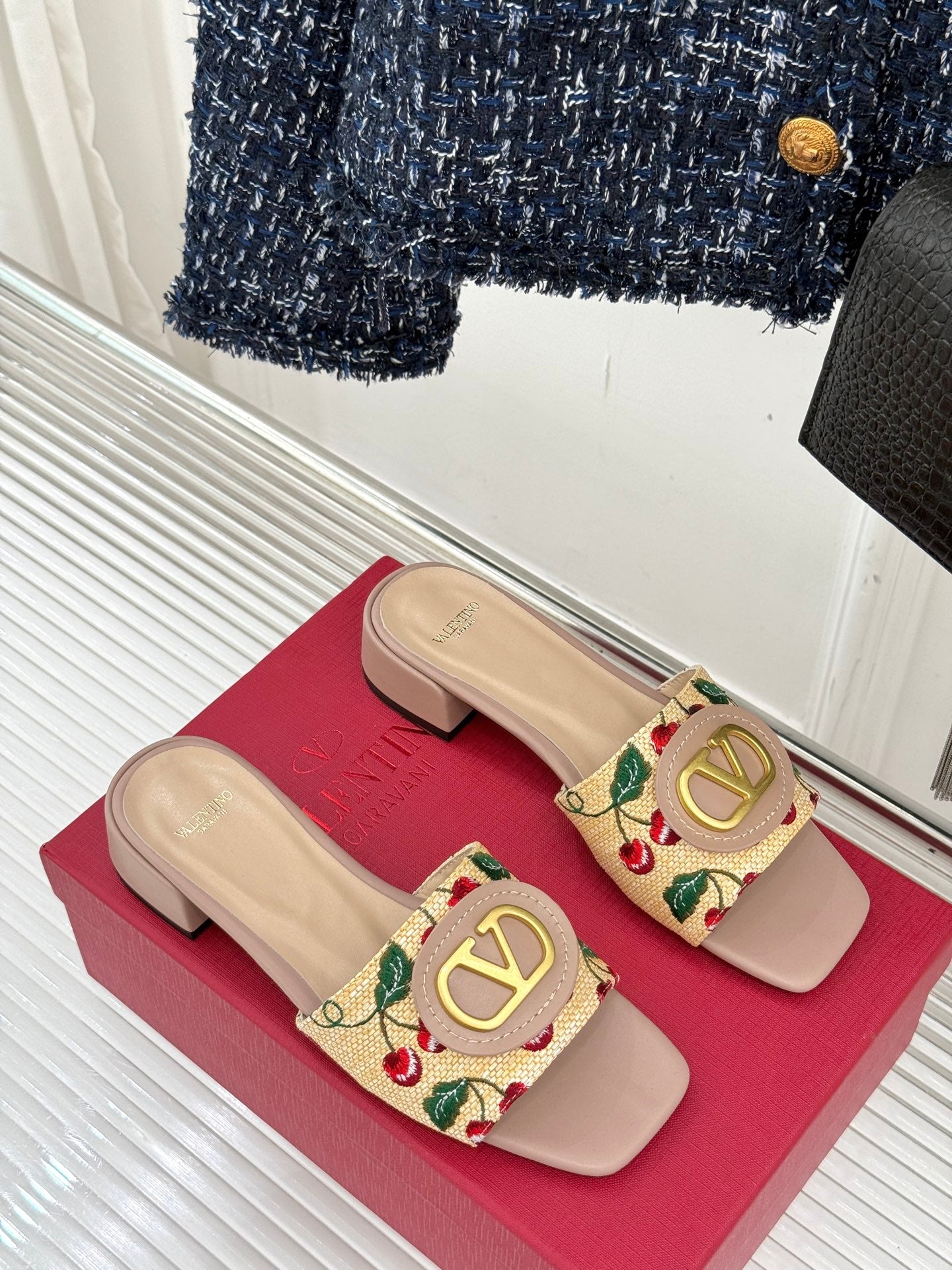 LuxluxHouse Best Quality Valentino Women Shoes