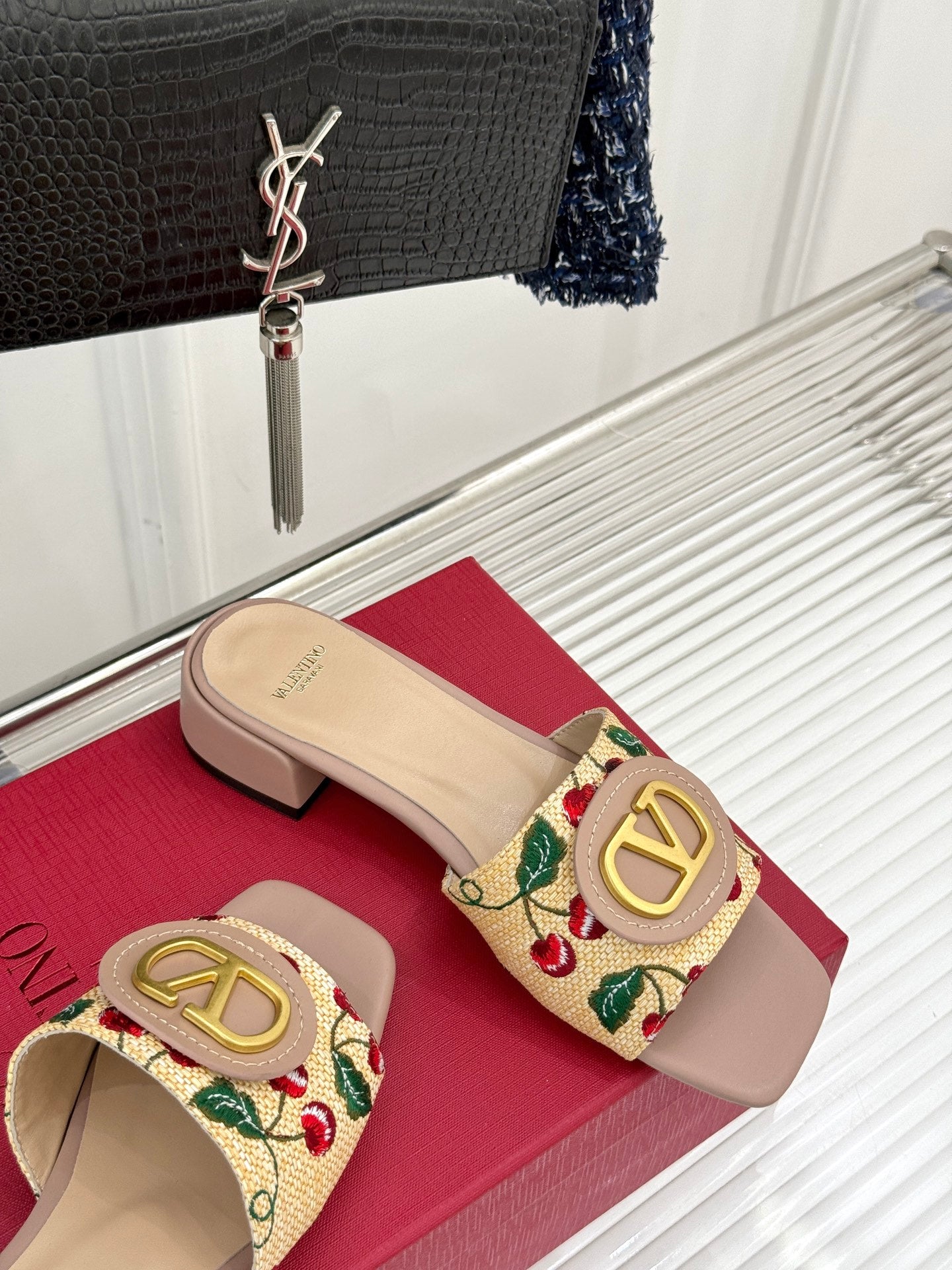 LuxluxHouse Best Quality Valentino Women Shoes