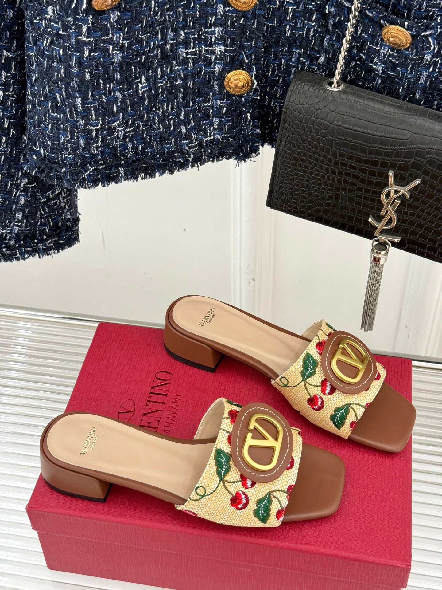 LuxluxHouse Best Quality Valentino Women Shoes