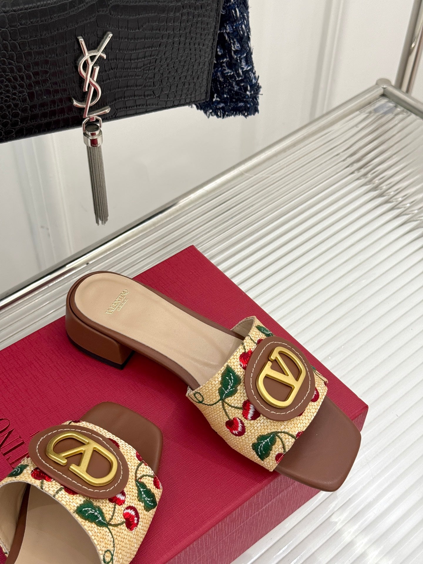LuxluxHouse Best Quality Valentino Women Shoes