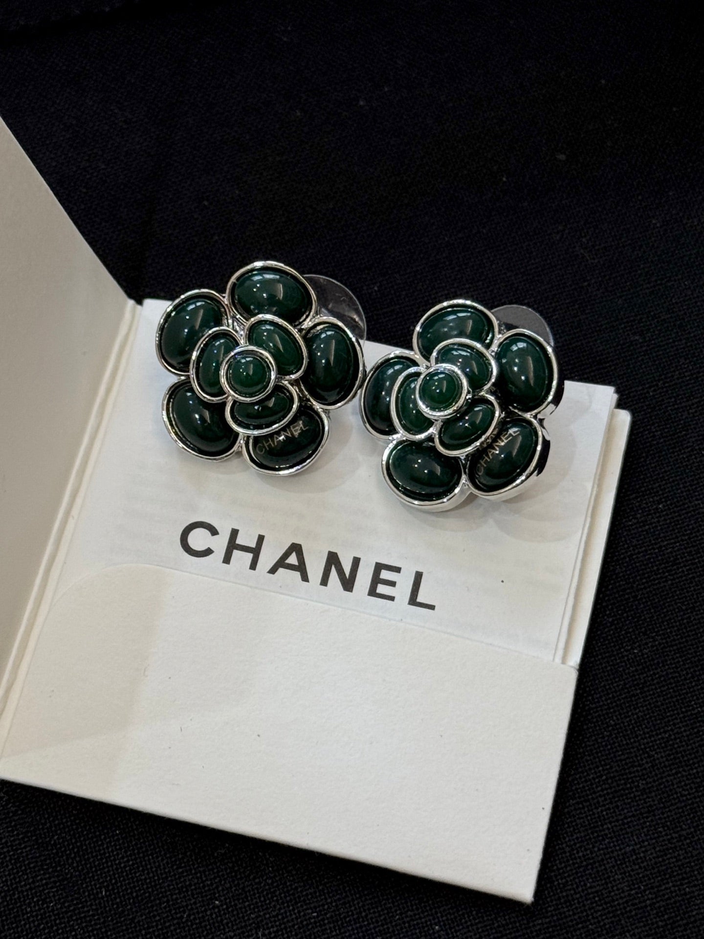 LuxluxHouse Low Price And High Quality Accessories Chanel