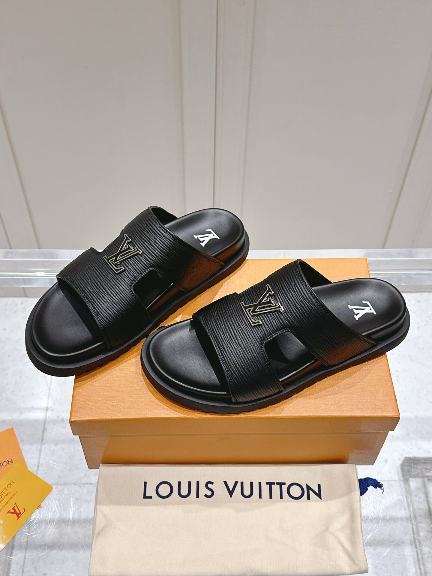 LuxluxHouse Best Quality Women Shoes Hermes