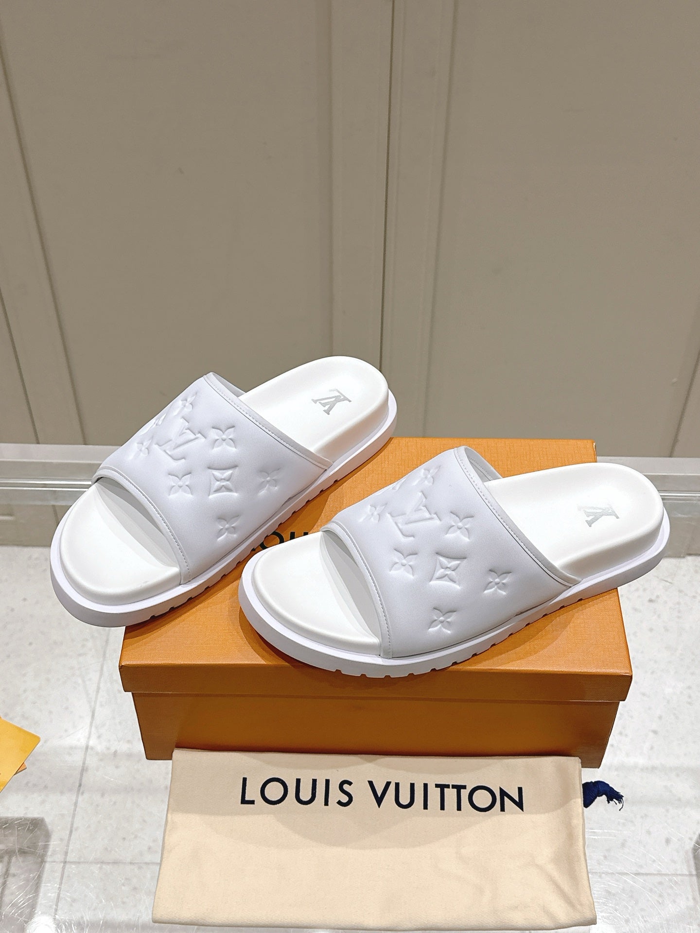LuxluxHouse Best Quality Women Shoes Hermes