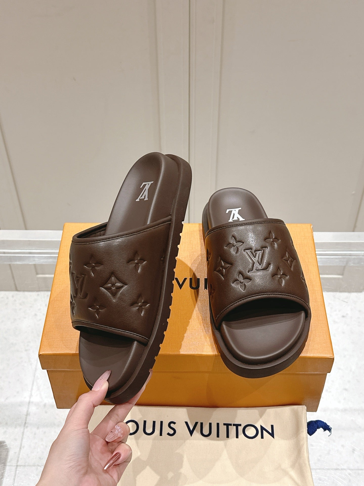 LuxluxHouse Best Quality Women Shoes Hermes