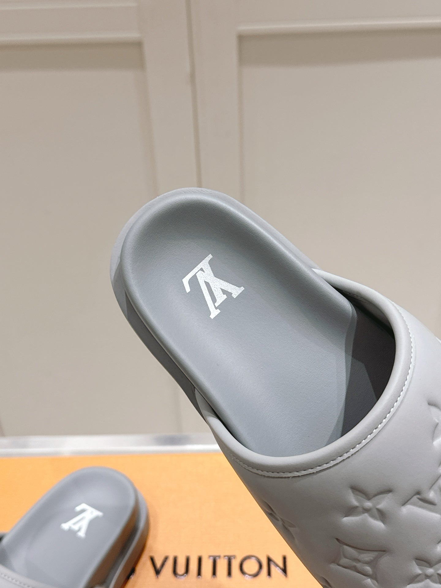 LuxluxHouse Best Quality Women Shoes Hermes