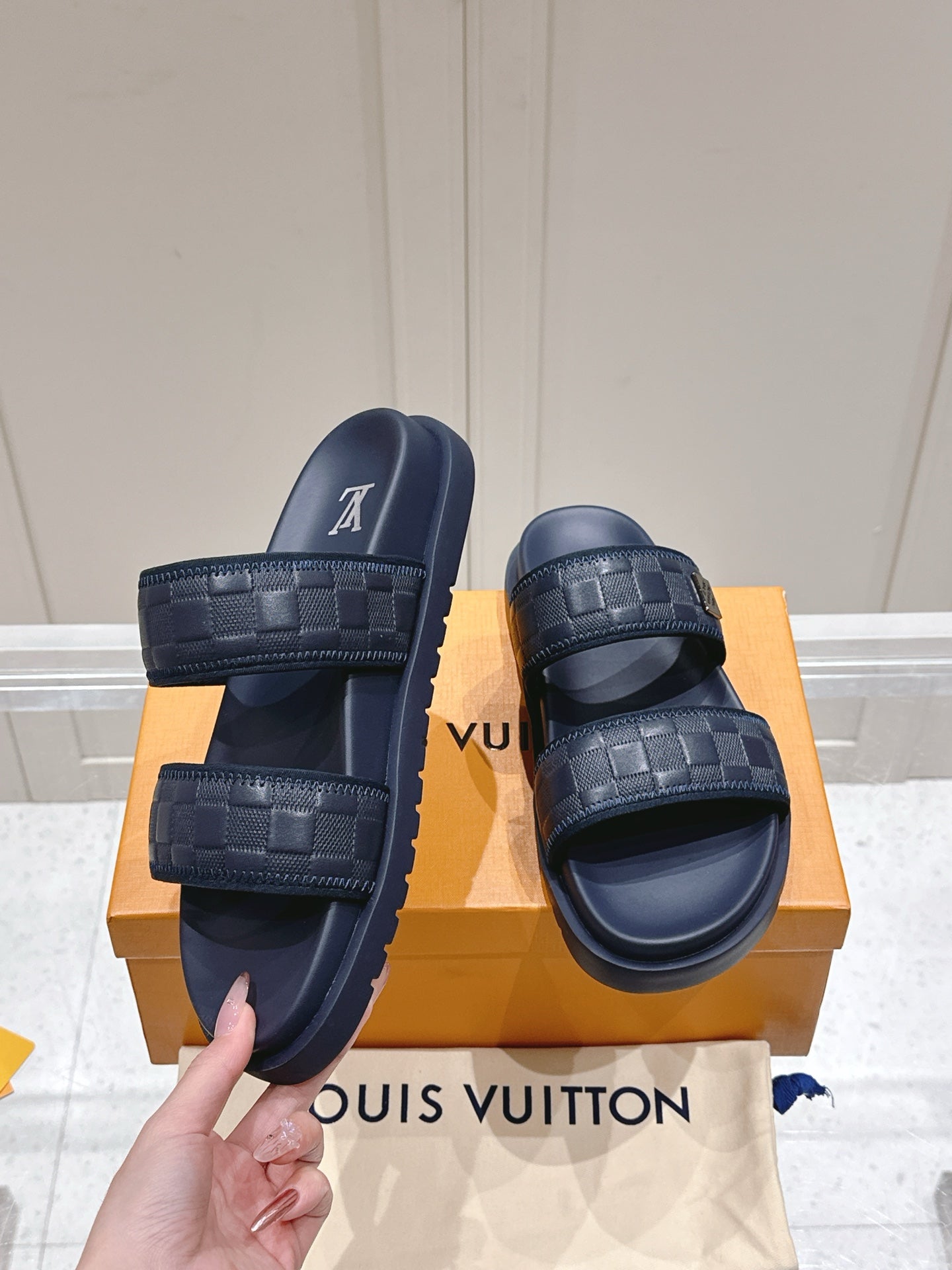 LuxluxHouse Best Quality Women Shoes Hermes