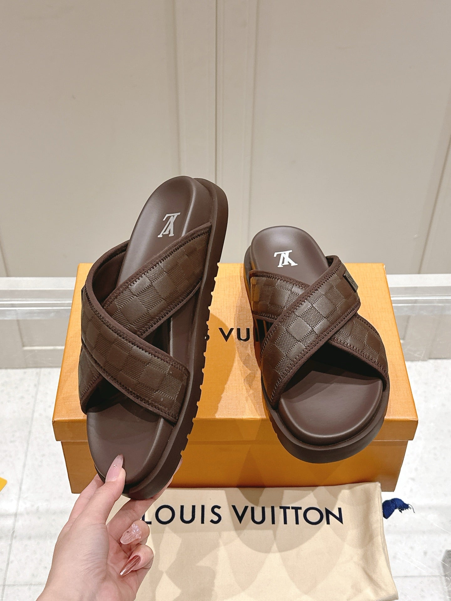 LuxluxHouse Best Quality Women Shoes Hermes