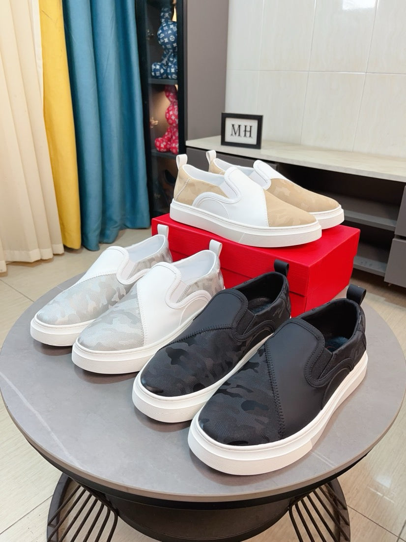 LuxluxHouse Best Quality Shoes Valentino
