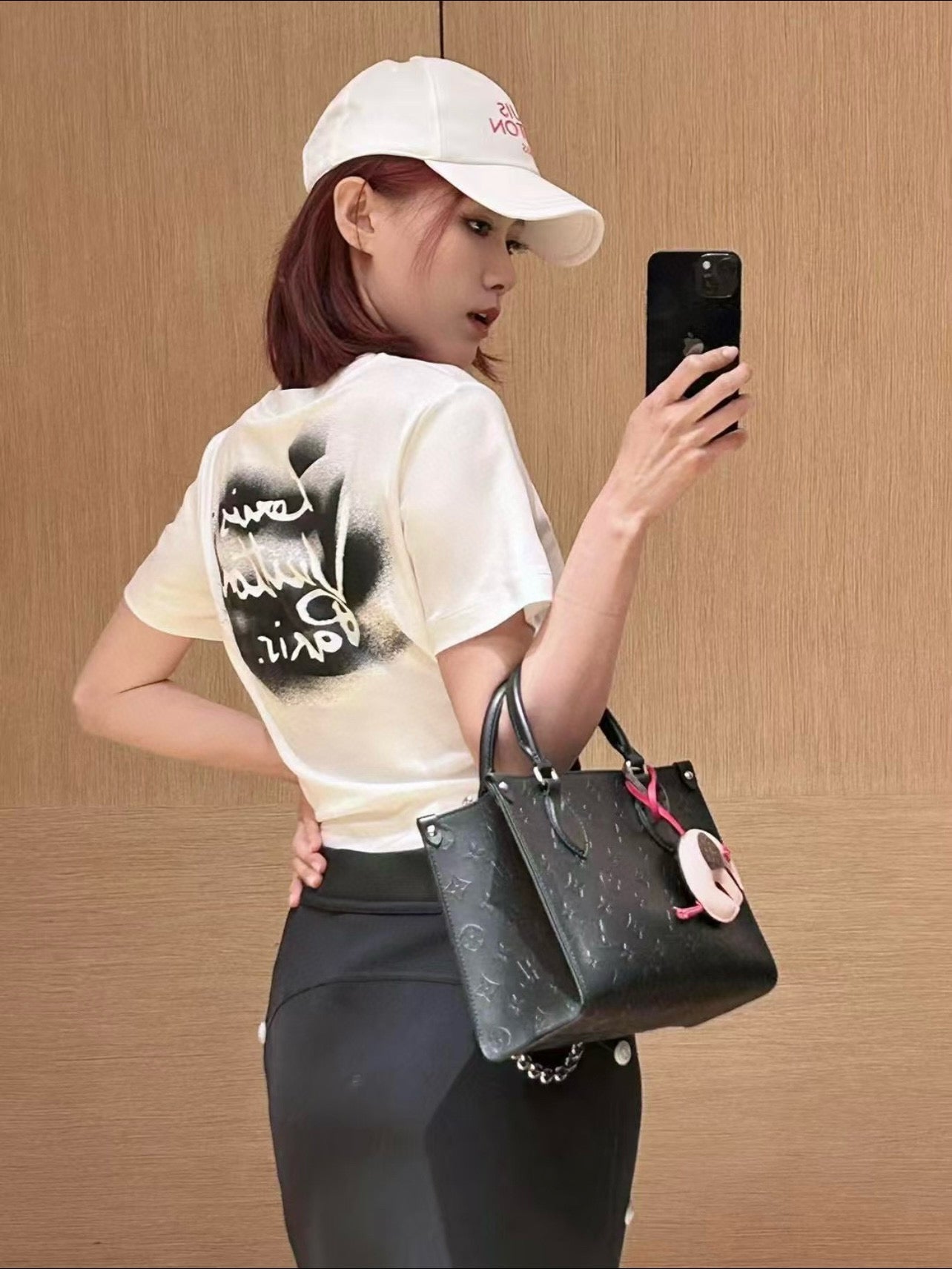 LuxluxHouse Best Quality Clothes T-shirt Louis Vuitton